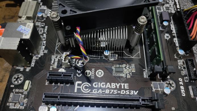 Power-off repair immediately after triggering of Gigabyte B75-DS3V