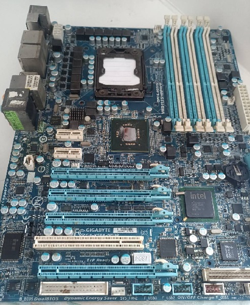 Gigabyte GA-X58A-UD3R mainboard does not start for repair 
